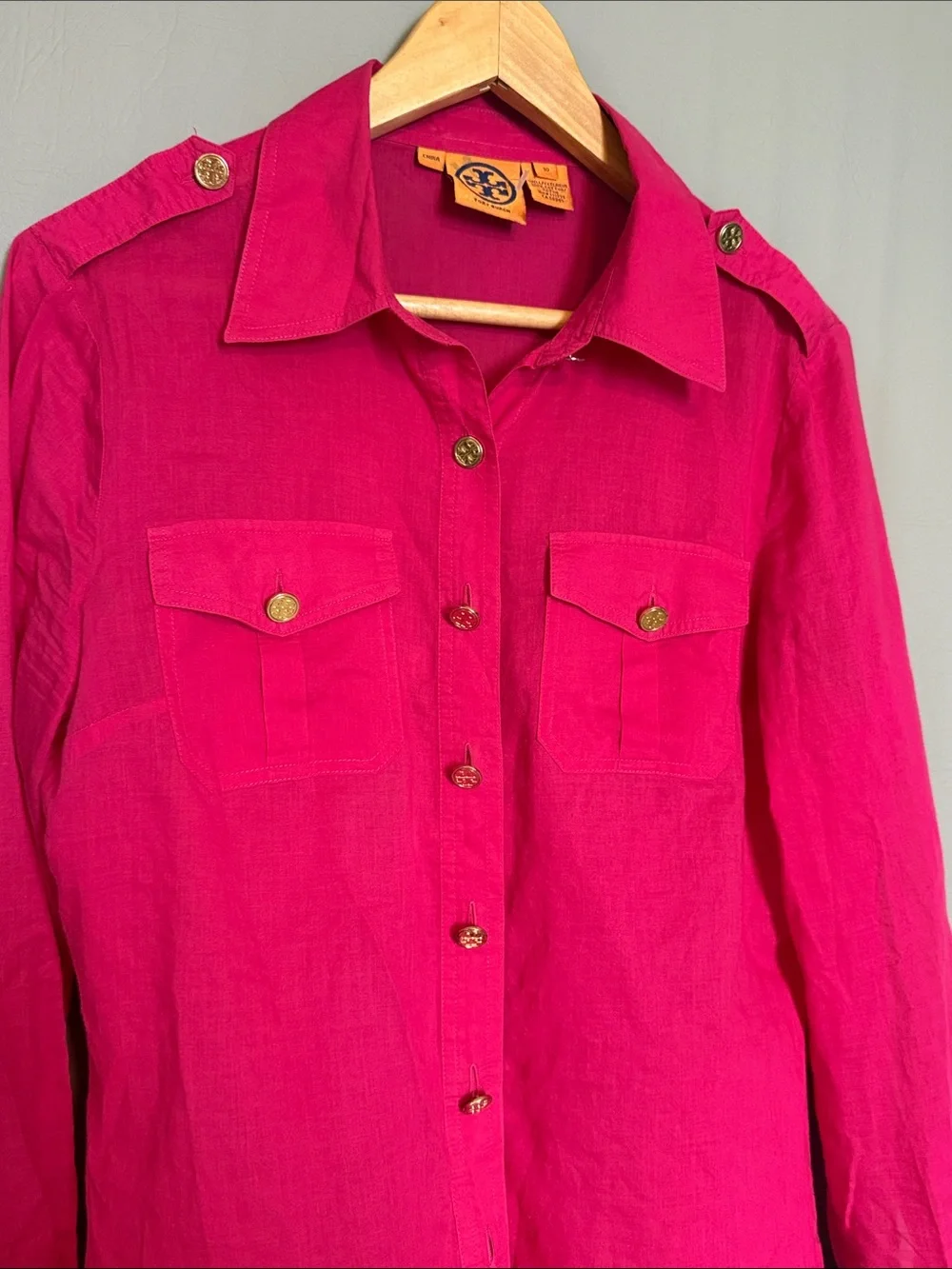 Tory Burch Fuchsia Pink Linen Utility Button Down Shirt Gold Logo Buttons Sz 10